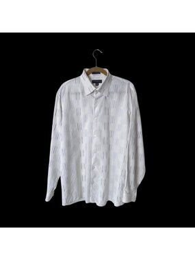 Jhane Barnes Mens XL White Button-Up Dress Shirt With Blue Striped Design